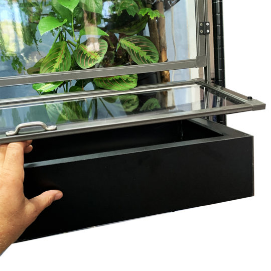 3048 Substrate tray sliding in Medium Tall Clearside Atrium Deep Substrate Tray